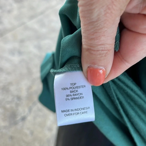 ⭐️Fortune + Ivy Hunter Green V Neck blouse NWT size large - Picture 8 of 9